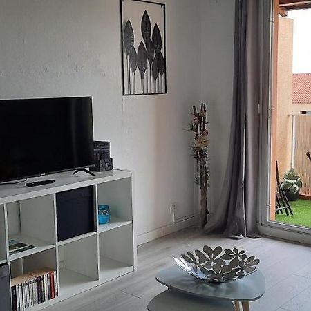 Superbe Appartement Avec Balcon Vue Mer ! Carqueiranne Esterno foto