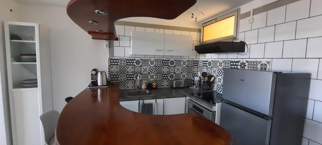 Superbe Appartement Avec Balcon Vue Mer ! Carqueiranne Esterno foto