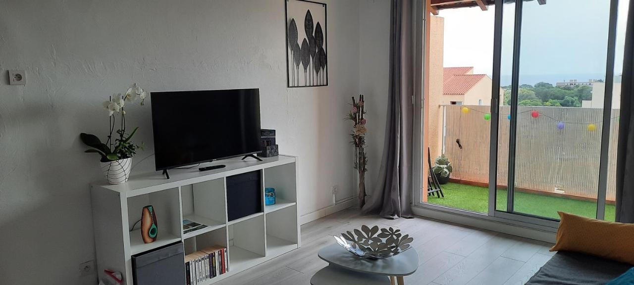Superbe Appartement Avec Balcon Vue Mer ! Carqueiranne Esterno foto